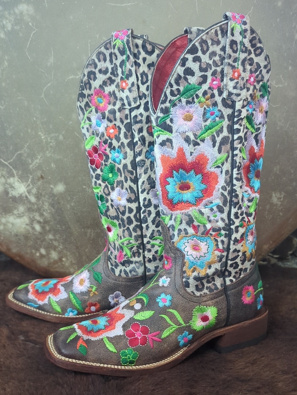 MACIE BEAN M9014 Smokey & Bandit leopard & floral embroidery cowgirl boots 6.5